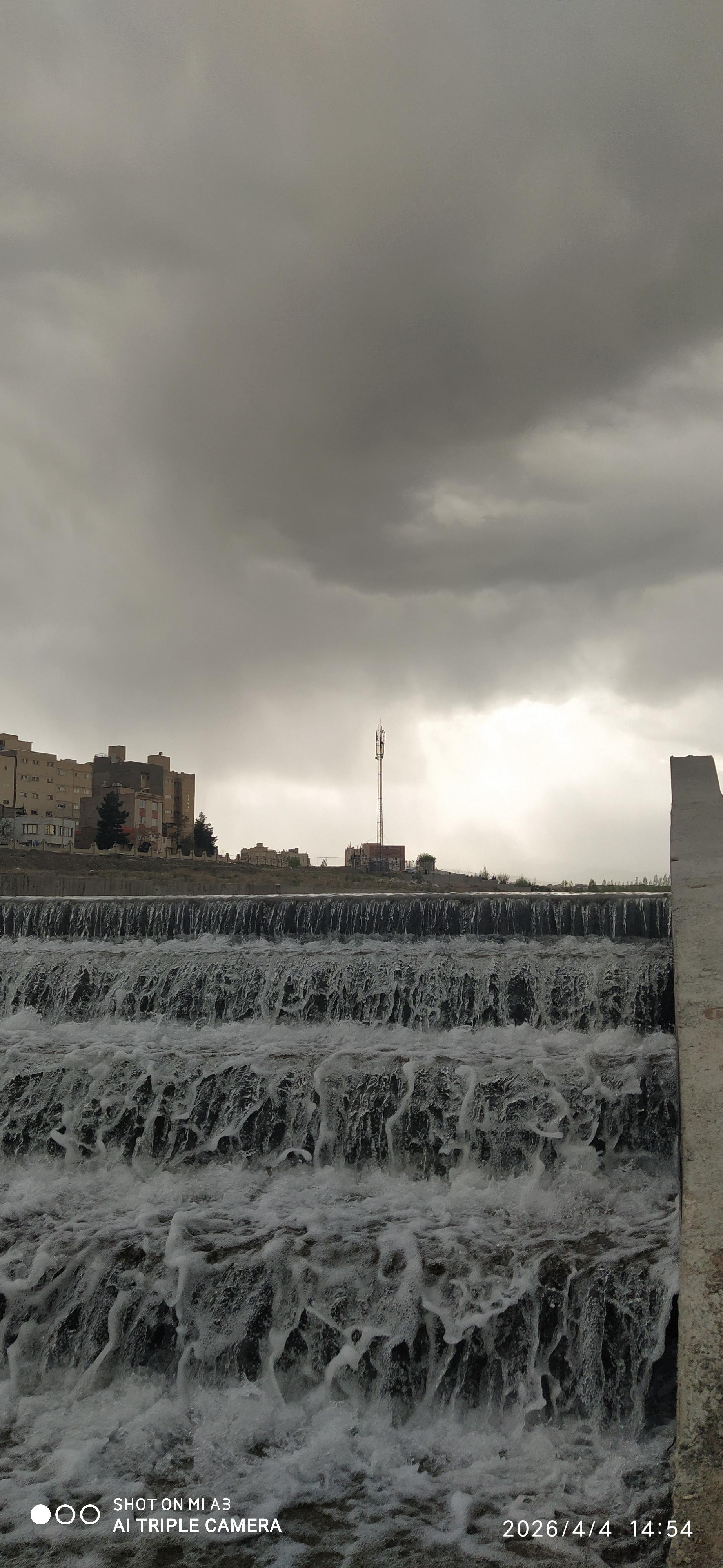 عکس دریاچه مصنوعی بوستان چهل بازه