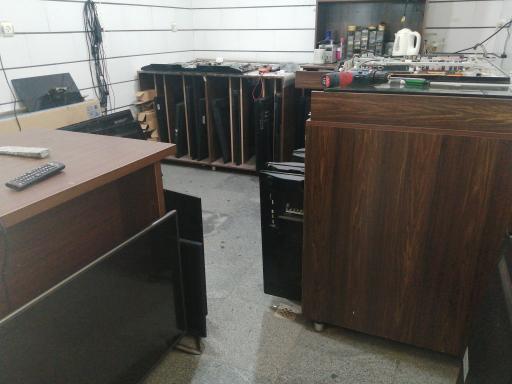 عکس تعمیرات تلویزیون بیدستان قزوین