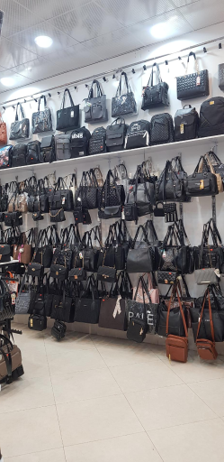 عکس فروشگاه آنا کیف