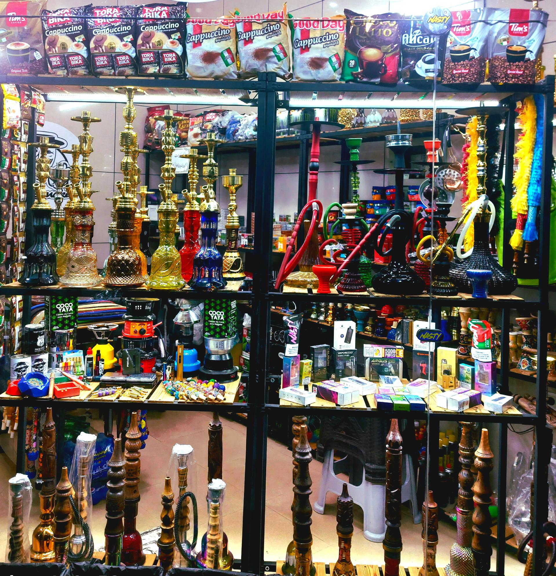 عکس دخانیات آقای دود