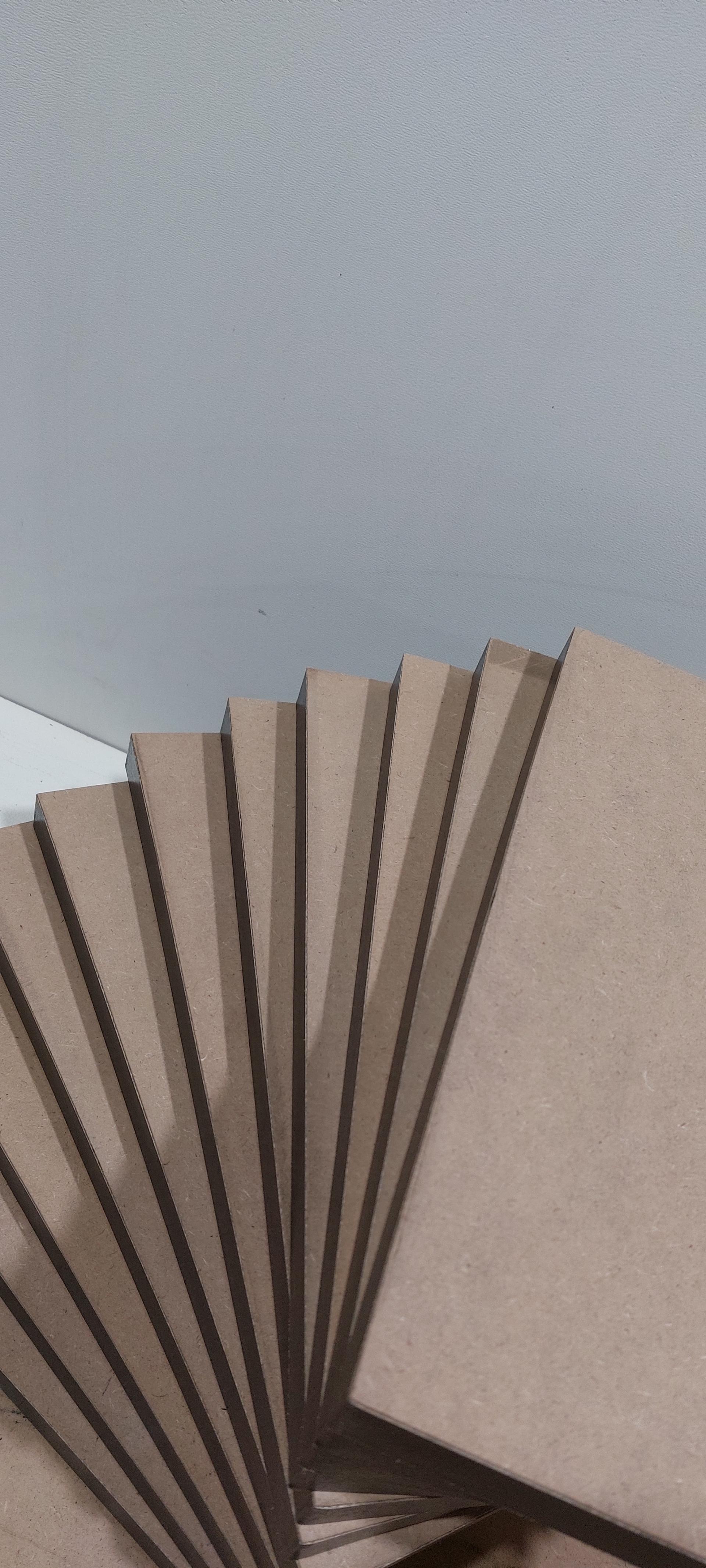 عکس تخته شاسی صدران