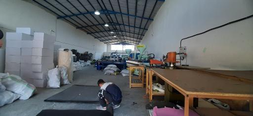 عکس تولیدی کفش پایار