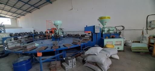 عکس تولیدی کفش پایار