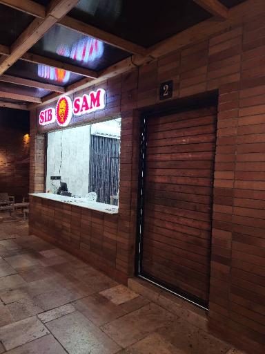 عکس فودکورت ساتراپ