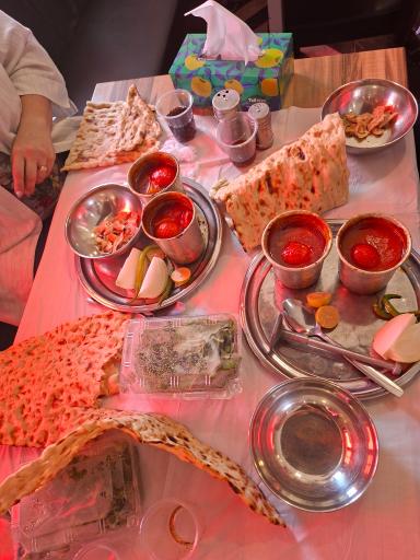 عکس رستوران مروارید آبرسان