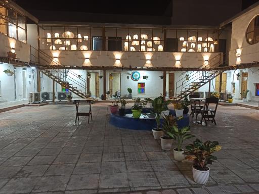 عکس کافه کبابی عمارت