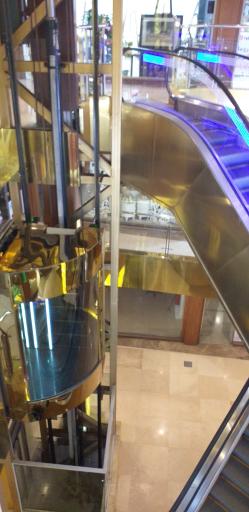 عکس مجتمع تجاری مدلند