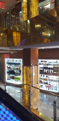 عکس مجتمع تجاری مدلند