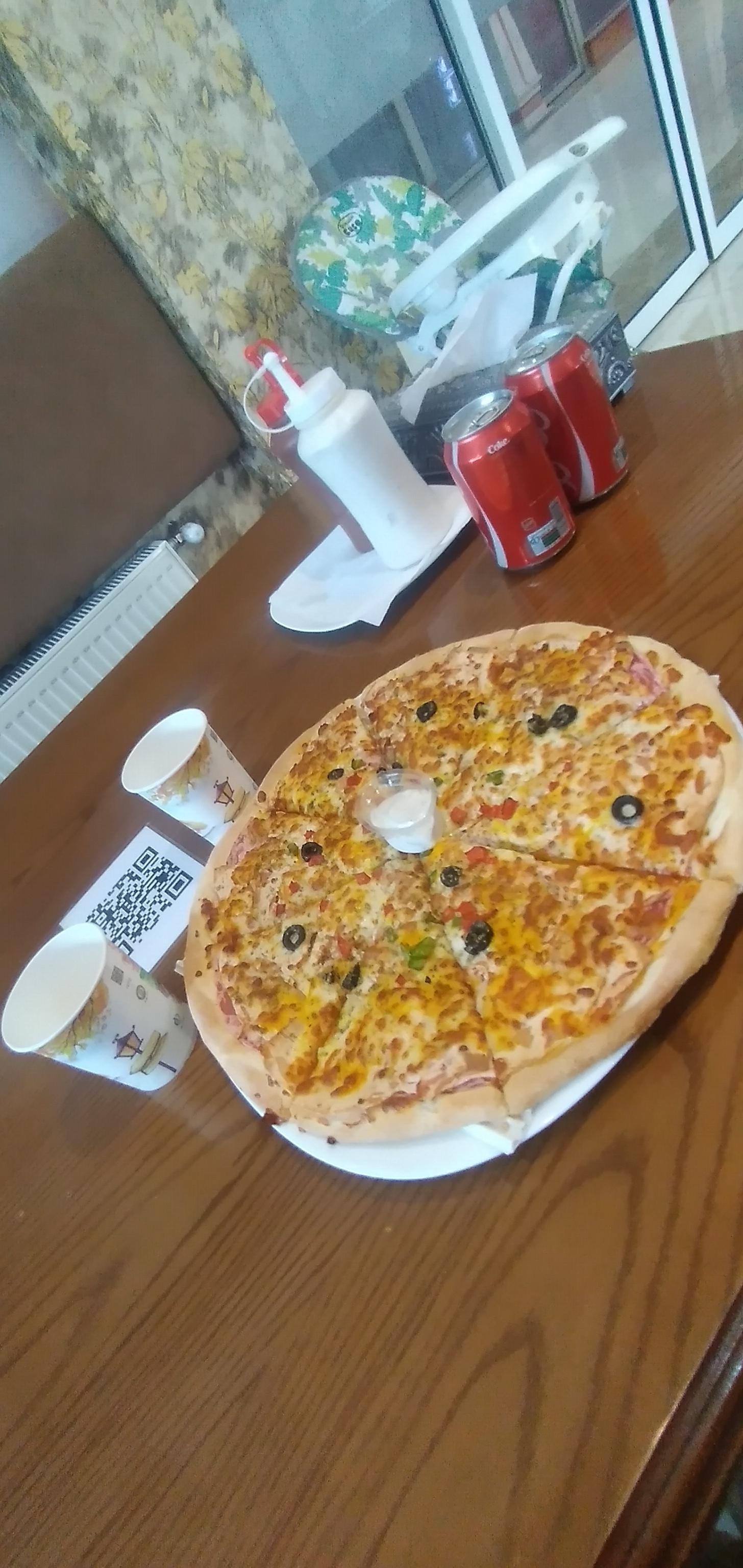 عکس کافه رستوران ایتالیایی پیانو