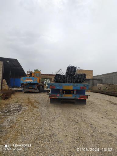 عکس بورس آهن آلات باغبان زاده 