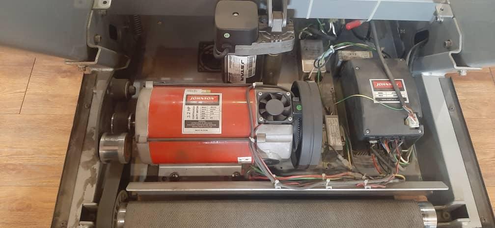 عکس تعمیر و سرویس تردمیل