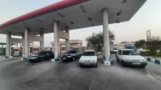 عکس پمپ گاز CNG