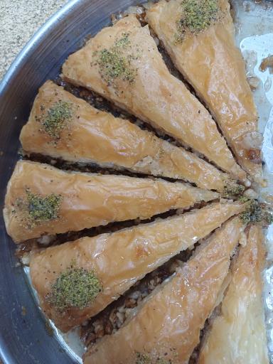 عکس باقلوا گونش (استانبولی)