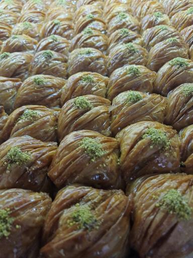 باقلوا گونش (استانبولی)