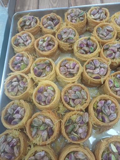 عکس باقلوا گونش (استانبولی)