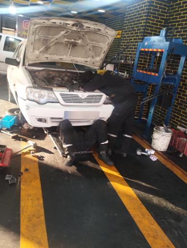 عکس تعمیرگاه هادی 