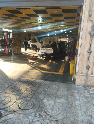 تعمیرگاه هادی 