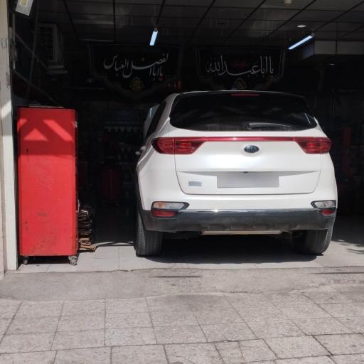 عکس تعویض روغنی و خدمات لاستیک محمد