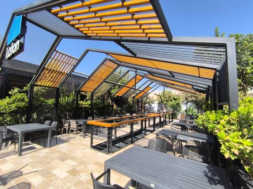 عکس رستوران لاوین گاردن