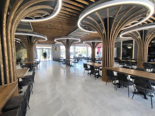 عکس رستوران لاوین گاردن