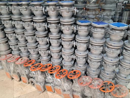 عکس سالار صنعت نوین