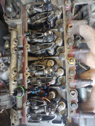 عکس تعمیرگاه ایسوزو رضا