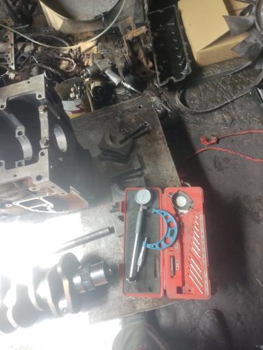 عکس تعمیرگاه ایسوزو رضا