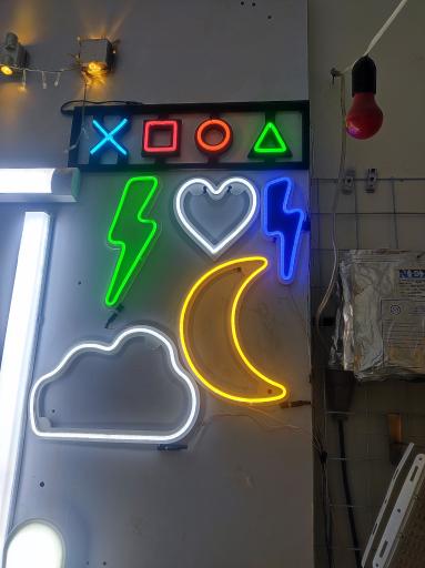 عکس الکتریکی لایت هوم