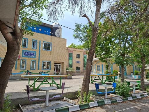 عکس دبیرستان شهید هاشمی نژاد 1 (سمپاد)
