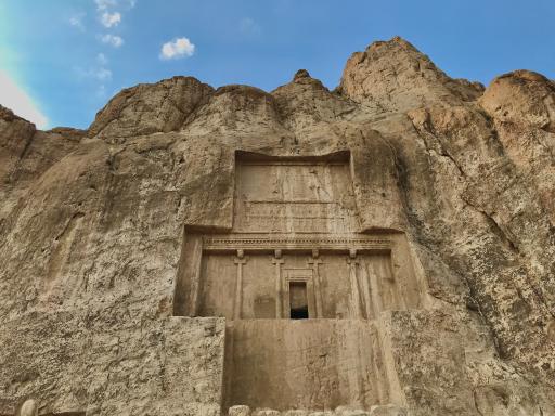 آرامگاه داریوش بزرگ