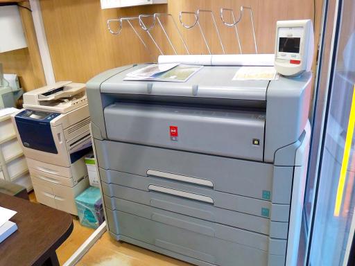 عکس چاپ و دفتر فنی مهندسی کاظم پور