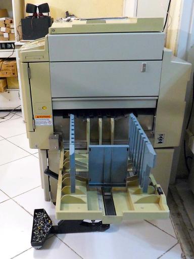 عکس چاپ و دفتر فنی مهندسی کاظم پور