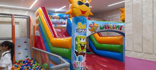 عکس خانه بازی آنا