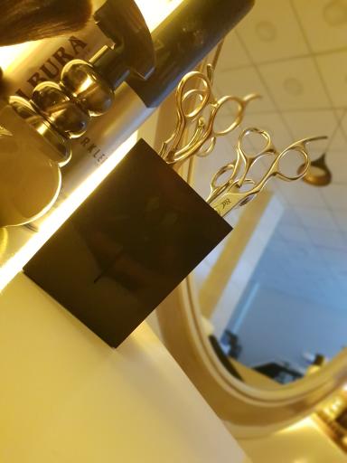 عکس پیرایش هیرلند