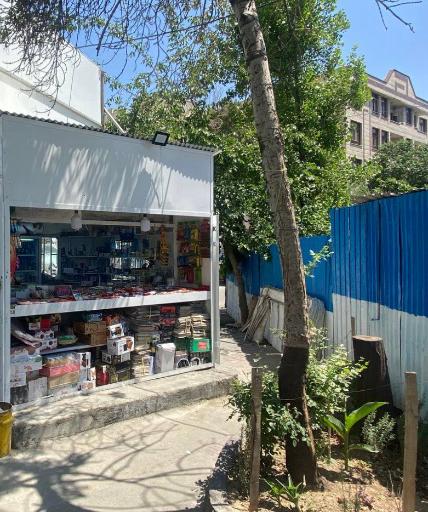 عکس دکه روزنامه فروشی