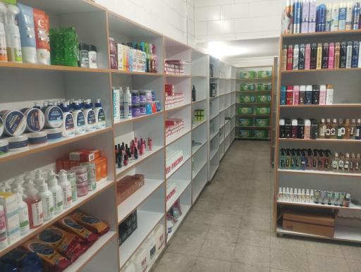 آرایشی بهداشتی و شوینده یونیک 