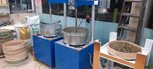 عکس آجیل و خشکبار بختیاری