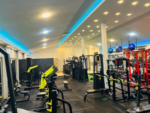 عکس باشگاه بدنسازی سان فیت رشت