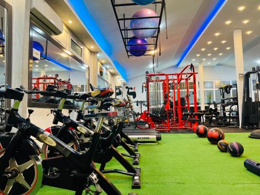 عکس باشگاه بدنسازی سان فیت رشت