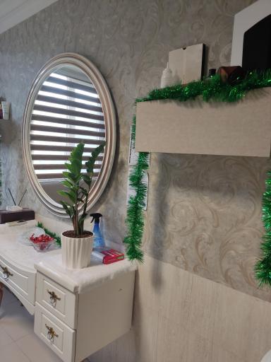 عکس مرکز تخصصی لیزر موهای زائد الیز