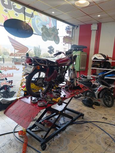 عکس تیونینگ و ریمپ موتورسیکلت بابک