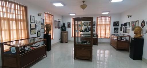 عکس موزه شهری و عمارت تاریخی شهرداری