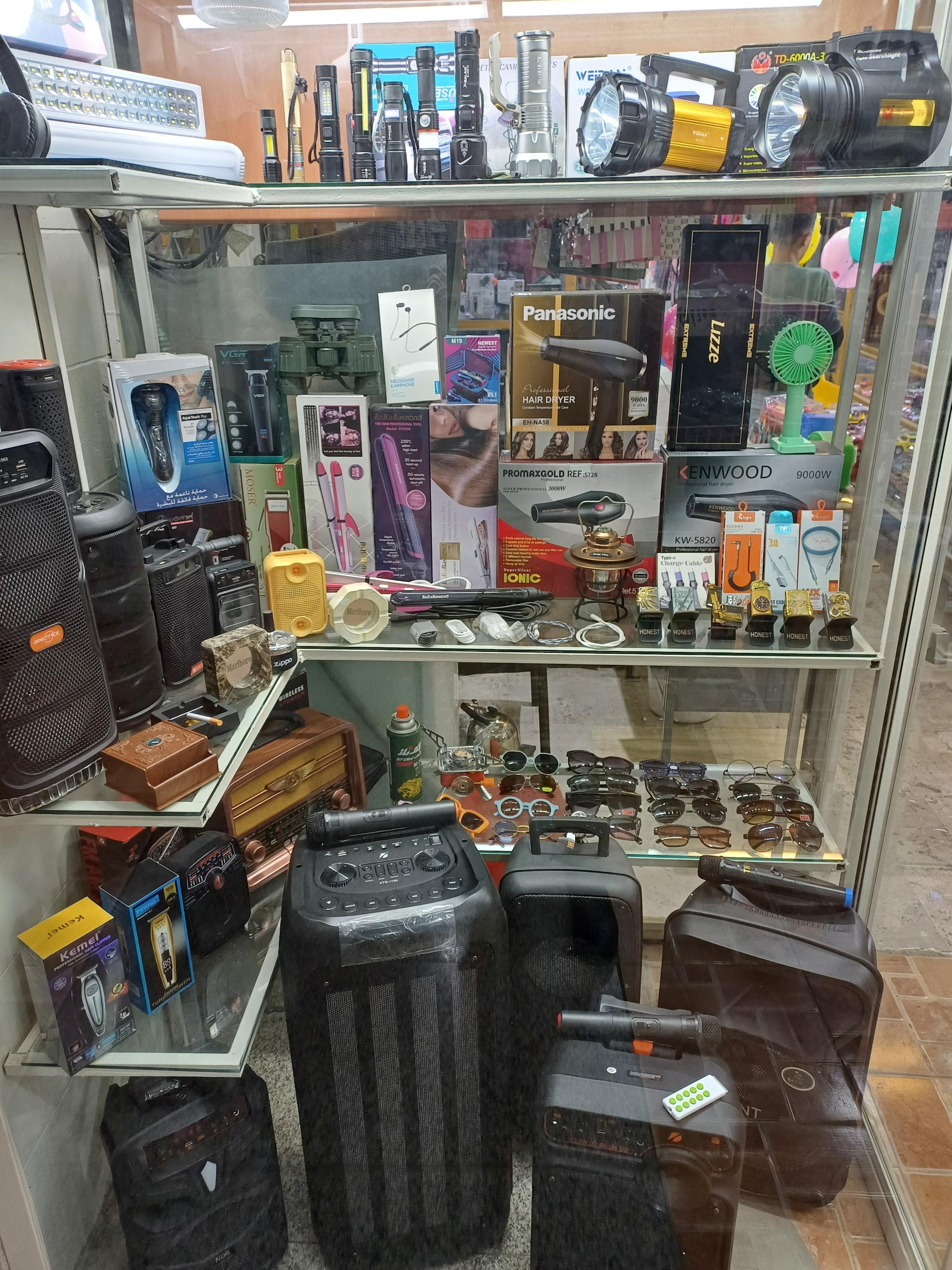 عکس فروشگاه آنس