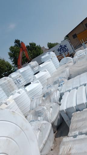 عکس مخازن پلی اتلین اکبریان رادمان پلاست