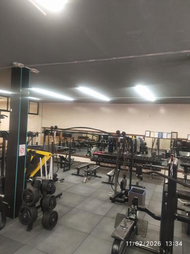 عکس آکادمی تناسب اندام مهدیفر 