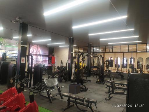 عکس آکادمی تناسب اندام مهدیفر 