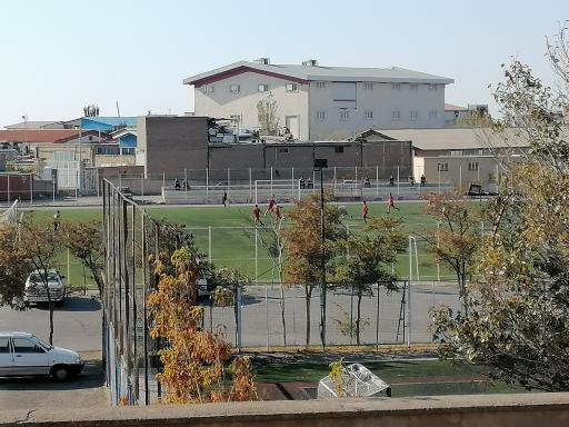 عکس زمین چمن سردرود