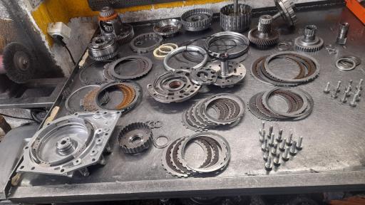 عکس تعمیرگاه تخصصی خودرو علی نژاد