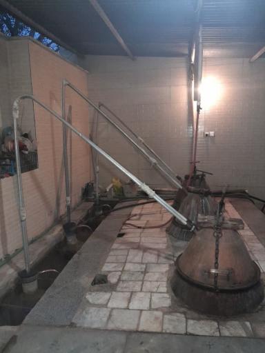 عکس گلاب و عرقیات گیاهی یلدا 