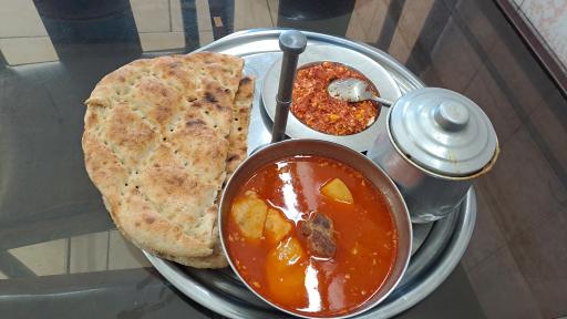 عکس دیزی سرای چمن